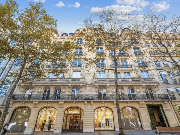 Bureaux 291 m² 