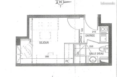 Studio 1 pièce 20 m² 