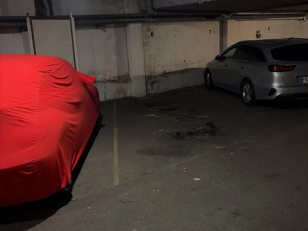 Loue parking - 12m² 