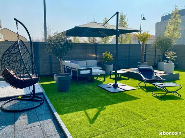 Superbe Appartement Moderne avec Grand Jardin Privatif 