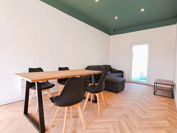 Chambre en colocation en maison 