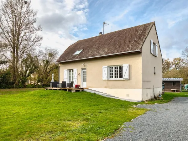 Maison de 7 pièces de 120 m² située à Le Pin 