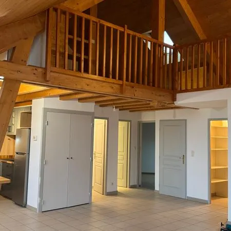 À louer - Grand appartement de caractère 100 m² 
