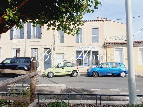 A Vendre Nîmes, proche Jean Jaurès, habitation ou local pro 