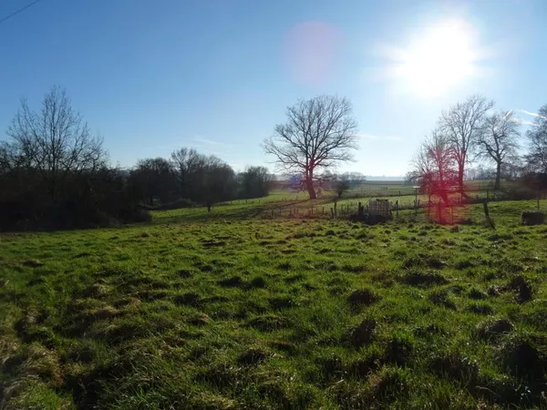 Espaubourg, Terrain à bâtir de 923m² en zone UBr 