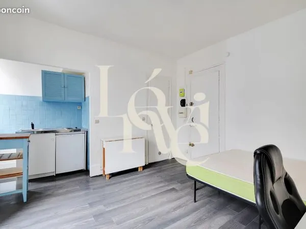 Appartement 1 pièce 15 m² 