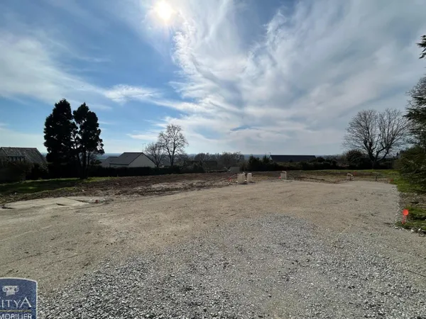 Terrain 737 m² 