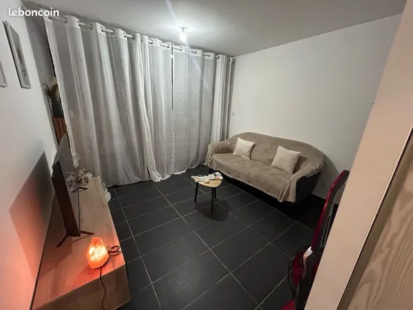 Appartement Location Le Tampon 1p 25m² 615€