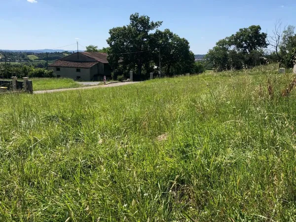 Terrain 750 m² Castres 