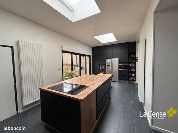 Maison 6 pièces 150 m² 
