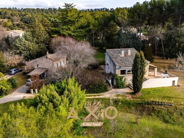 Maison 9 pièces 230 m² 