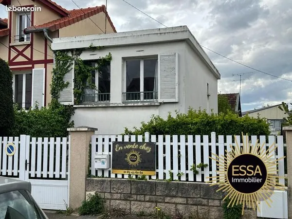 Studio 5 pièces 100 m² 