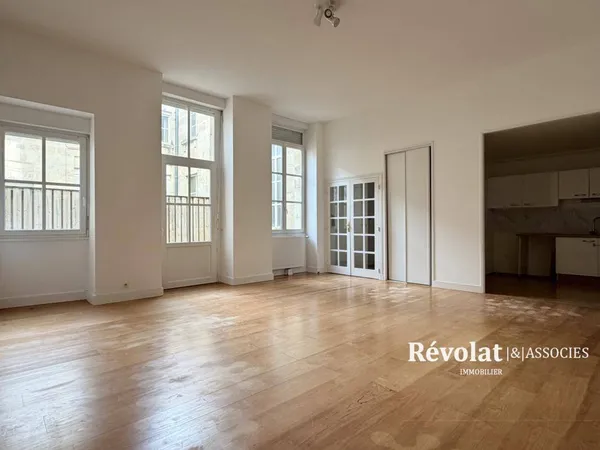 Vends T4 - 109.3m² - Bordeaux 33000 