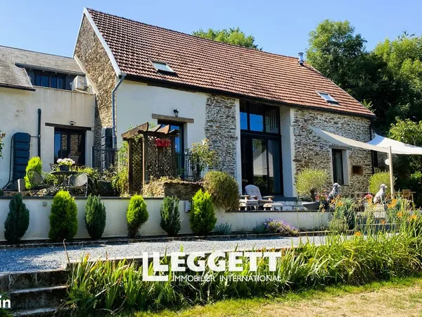 Maison 7 pièces 245 m² 