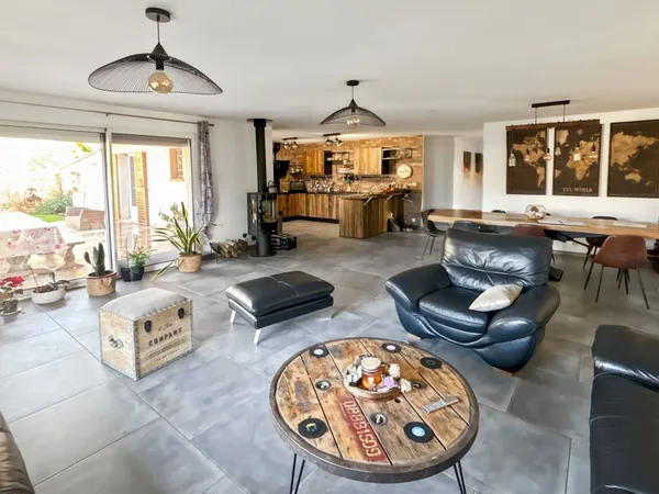 Maison 5 pièces 138 m² 