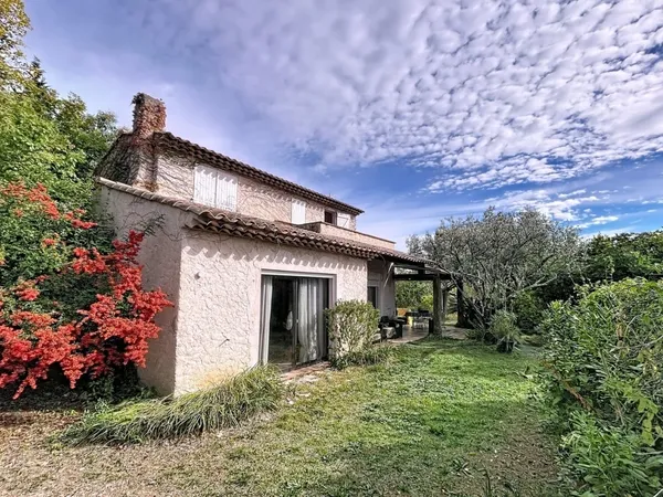 VILLA 5 PIÈCES A VENCE 