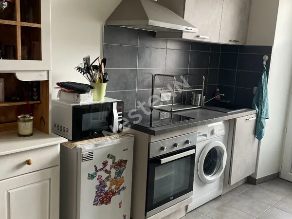 Bel appartement T2 au rez-de-chaussée Centre de Saint Maurice de Lignon 29 M² 