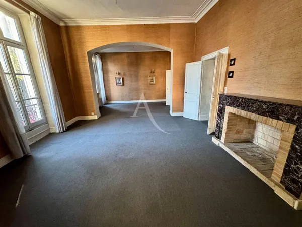 Appartement 5 pièces 148 m² 