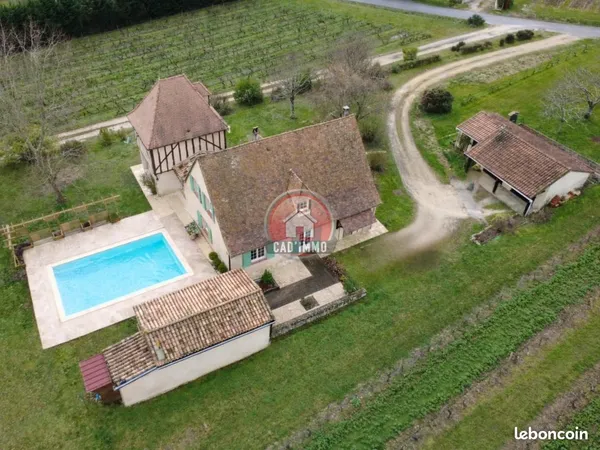 Maison 8 pièces 208 m² 