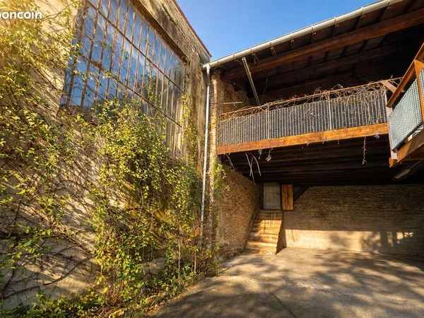 Grange 1 pièce 80 m² 