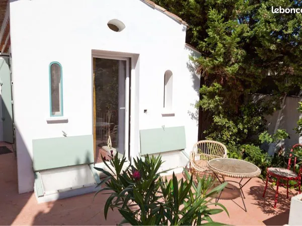 T2 Duplex 55 m² + Terrasse privative 8 m² + Jardin / Espace détente / Piscine en partie commune - 