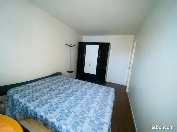 Chambre à louer Metro Les Courtilles à Gennevilliers 