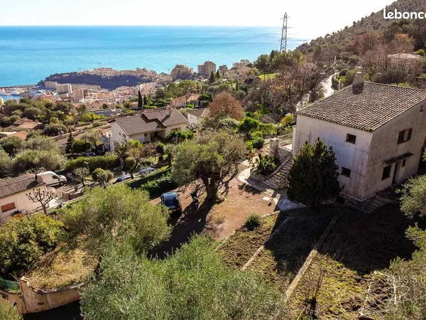 Villa 10 pièces 250 m² 