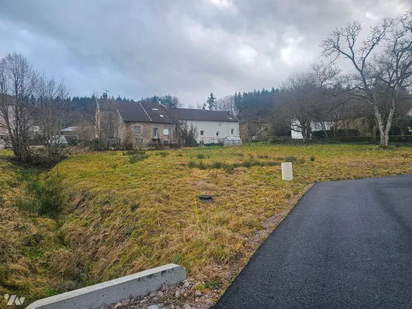 Terrain 755 m² 