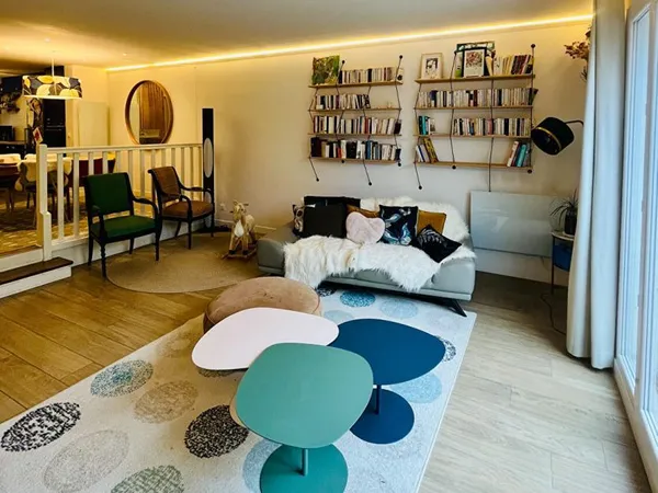Maison 6 pièce(s) 144 m2 environ 