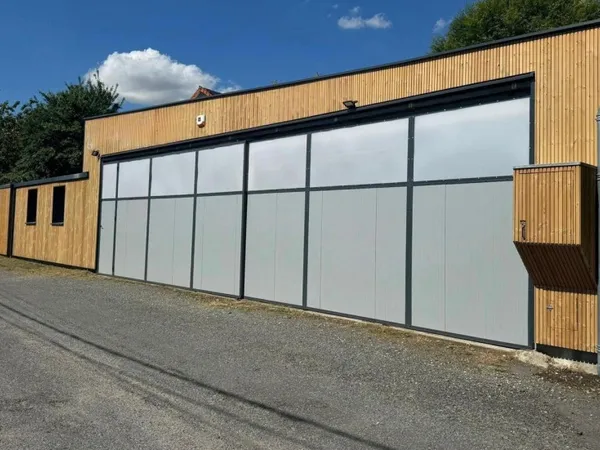Atelier 220 m² 