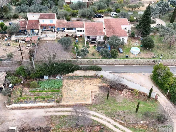 Maison 19 pièces 337 m² 