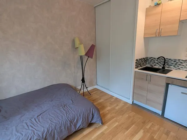 Studio 1 pièce 22 m² 