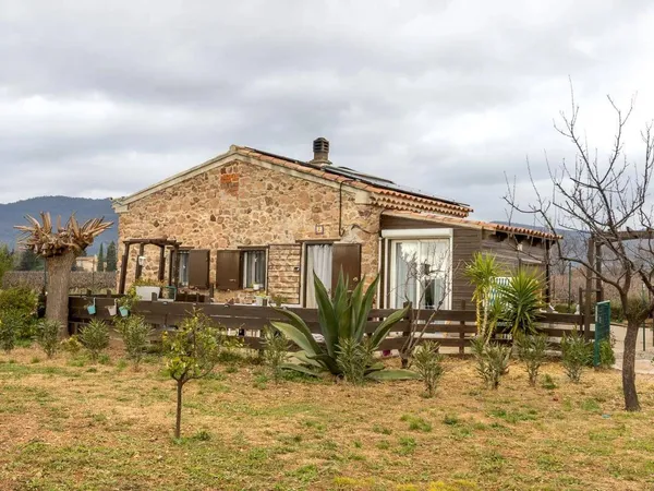 Maison de plain-pied 2 pièces 50 m² 