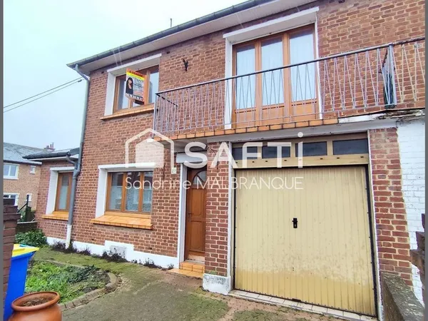Maison de semi individuelle,3 chambres, garage ,sous sol complet et jardin 