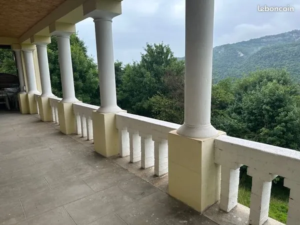 Maison meublée pour chambre d'hôtes 