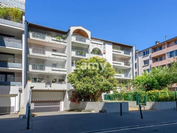 Appartement 3 pièces 65 m² 