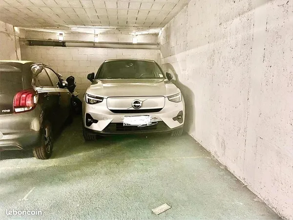 Parking 12 m² Nice 
