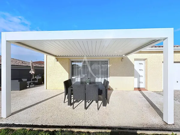 Maison de plain-pied 5 pièces 116 m² 