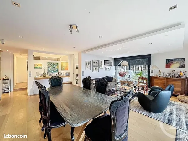 Appartement 3 pièces 77 m² 