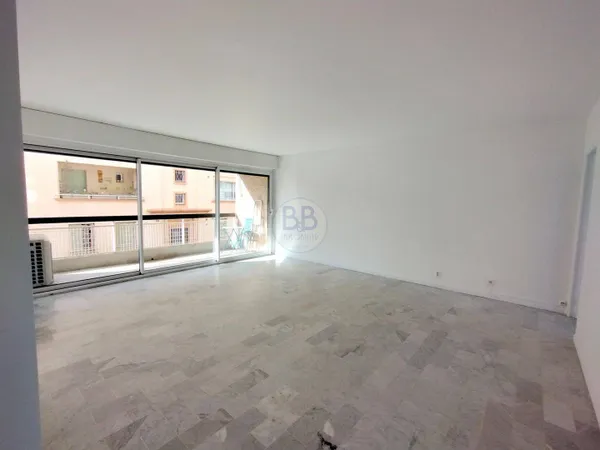 Appartement 3 pièces 77 m² 