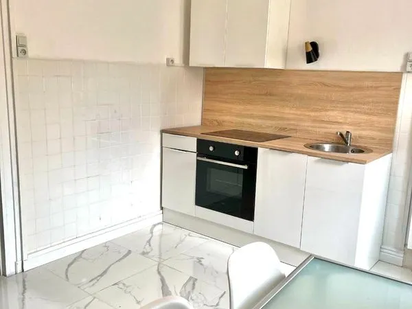 Grand T2 avec garage inclus 