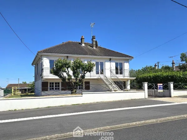 Maison de plain-pied 4 pièces 131 m² 