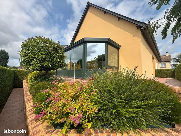 Maison 9 pièces 177 m² 