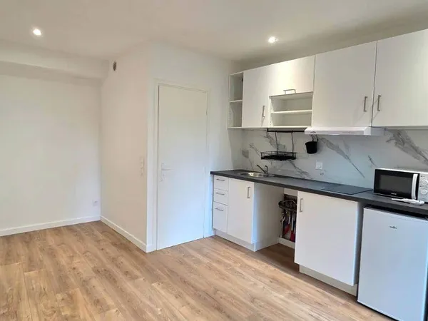 Appartement 1 pièce 18 m² 