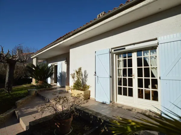 Maison de plain-pied 4 pièces 112 m² 