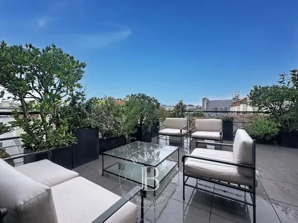 Le service location de la Maison BARNES vous propose ce bien : 