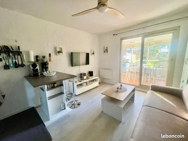 Studio 2 pièces 30 m² 
