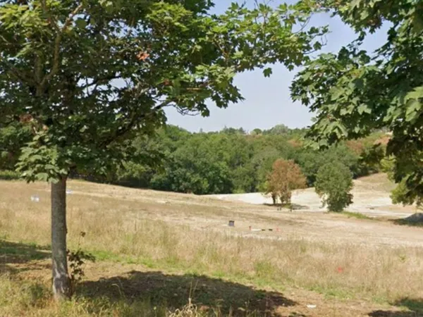 Terrain 891 m² 