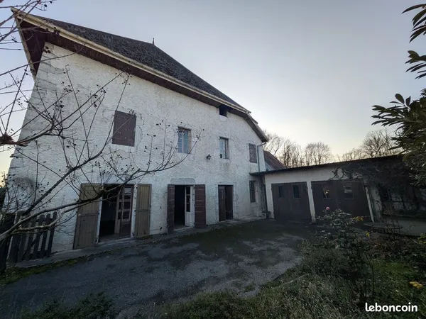 Maison 8 pièces 220 m² 