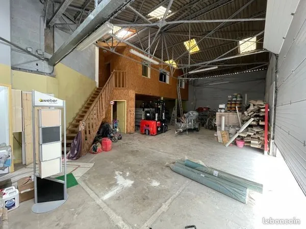 Local 290 m² Brest 